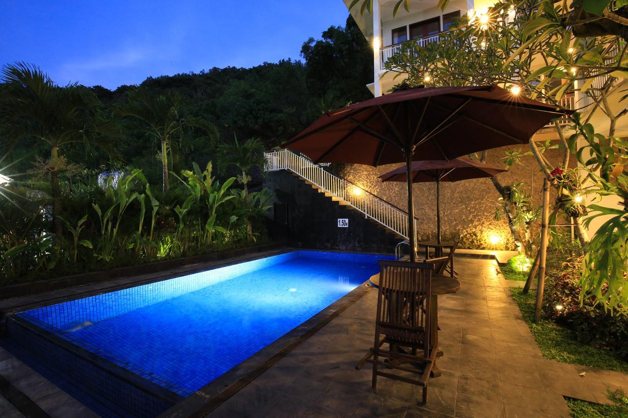 Dewi Villa Padangbai Hotel Exterior foto